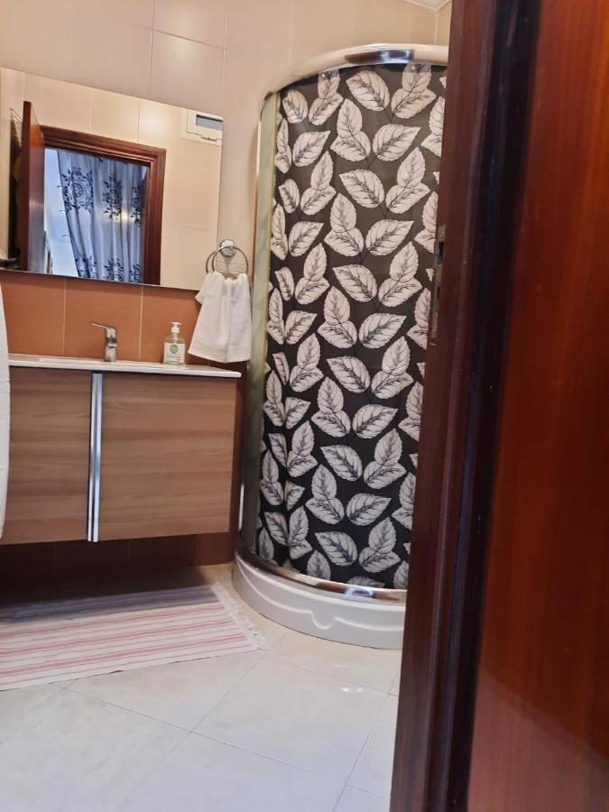 Appartement Au Coeur Du Centre Ville De Рабат Екстериор снимка