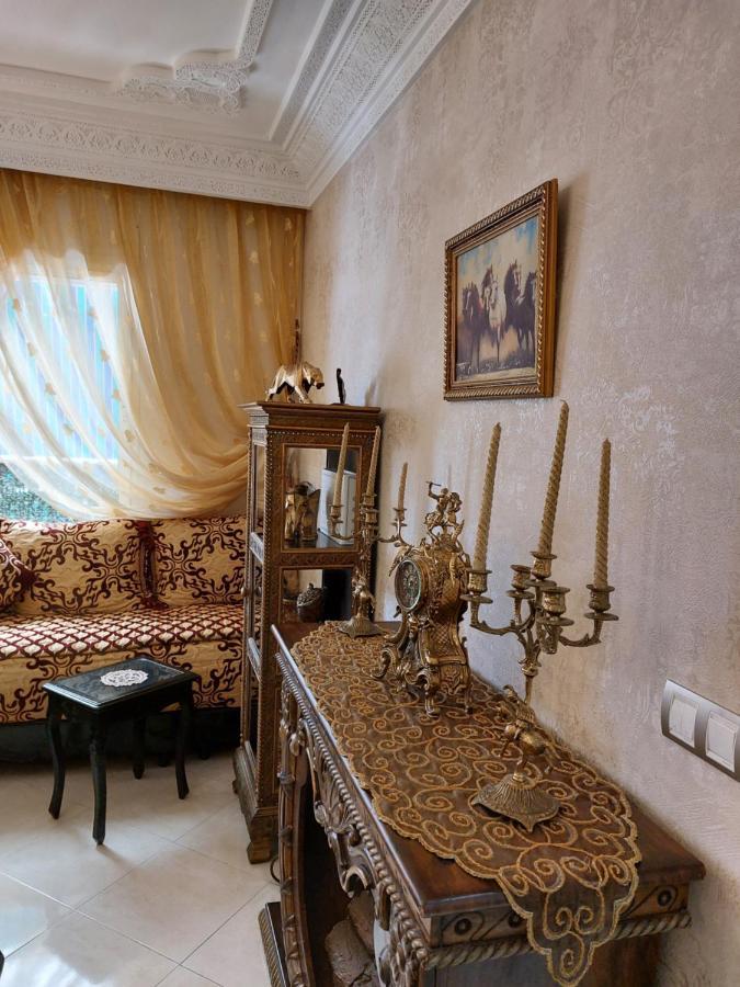 Appartement Au Coeur Du Centre Ville De Рабат Екстериор снимка