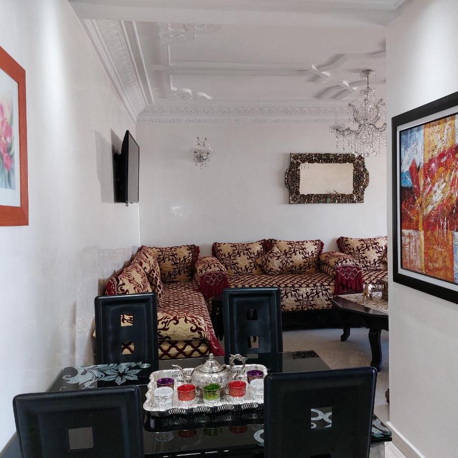 Appartement Au Coeur Du Centre Ville De Рабат Екстериор снимка